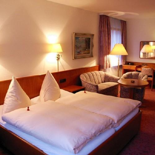 Hotel Buck Bad Urach Exteriör bild